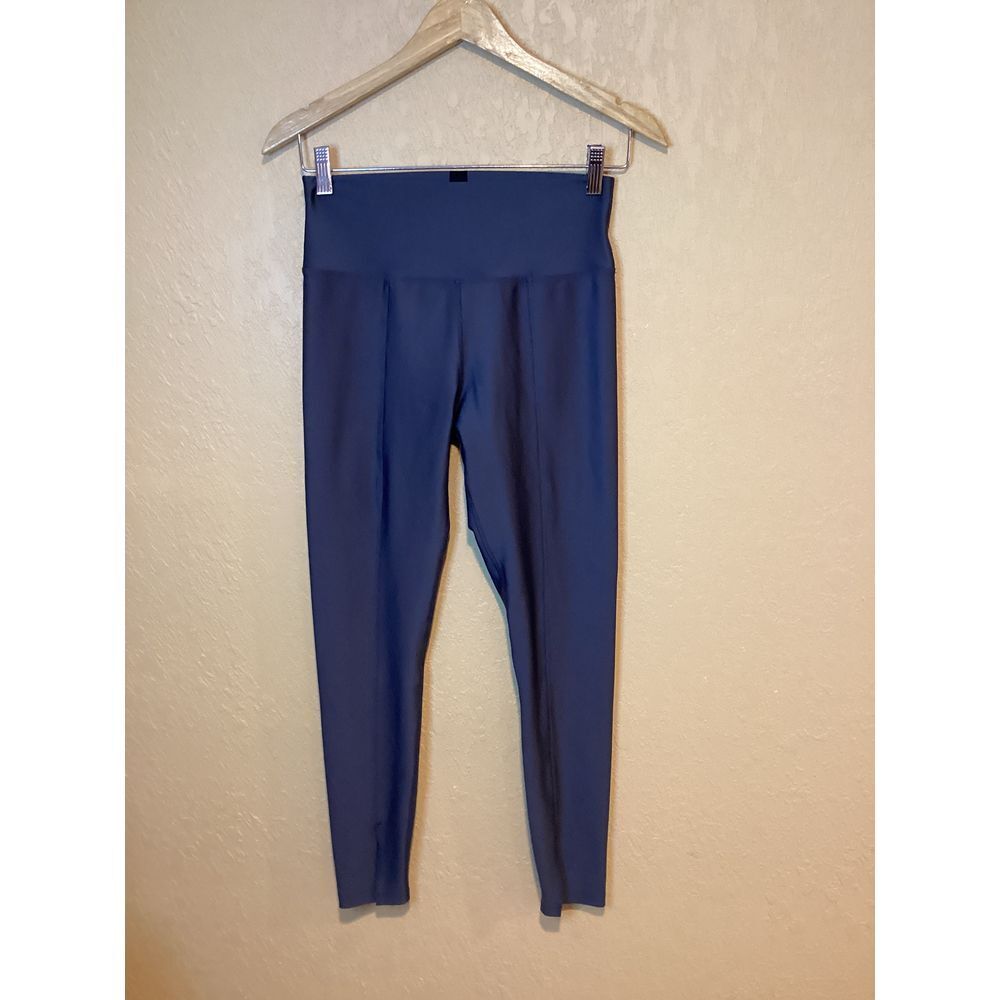 Peloton‎ full length Legging, Front Slit on both legs, Estimated to be SZ Medium